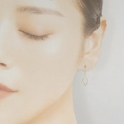 K18YG Bông tai - Hàng hiệu Chính hãng 869831