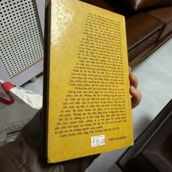 Sách “Những Người Sinh Viên” (Iu. Tri-phô-nốp) 975598