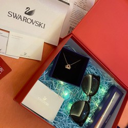 Set quà Swarovski 3 món (dây chuyền+ mắt kính+ bút). 135691