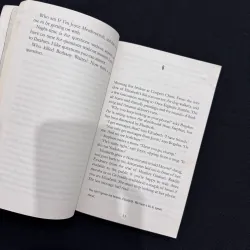 [Sách Cũ Ngoại Văn] The Bullet That Missed - Richa Osman 1037516