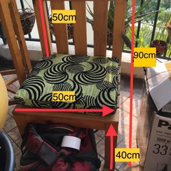 Ghế gỗ kèm nệm 320493