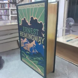 ERNEST HEMINGWAY 589614