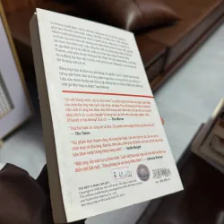 “Điều Tốt Nhất Cho Gã Có Vợ” (John O’Farrell) 975557