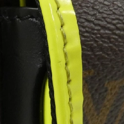 Túi đeo vai Louis Vuitton Monogram Christopher Wearable Wallet M80793 611362