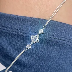 Vòng bạc 925 có 4 lá đính 3 viên đá 1019182