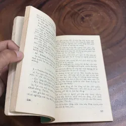 II Quyền Lợi Vật Chất Của Công Nhân Viên Chức - 1972 997983