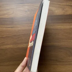 Mặt trời nhà Scozta - Laurent Gaudé 972714