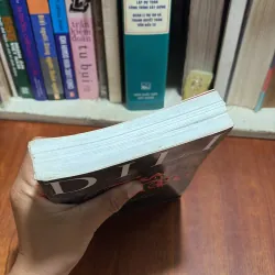 [Ruột Sách Có Gạch Và Note Bằng Bút Chì] - Tiểu Thuyết, Trinh Thám, Kinh Dị: Trại Hoa Đỏ 927231