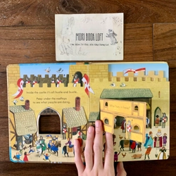 Sách ngoại văn The Castle - Peep inside, New, Board Book 483037