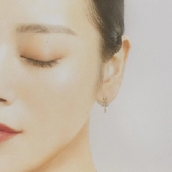 K18YG Bông tai kim cương chéo 0.30CT - Hàng hiệu Chính hãng 868477