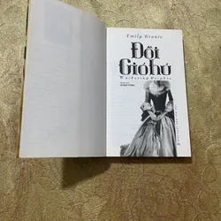 ĐỒI GIÓ HÚ- EMILY BRONTE 688255