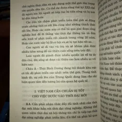 Thế giới trong 50 năm qua (1945-1995) và thế giới trong 25 năm tới (1996-2020) 740047