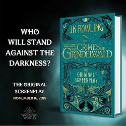 Fantastic Beasts: The Crimes of Grindelwald - The Original Screenplay (Hardback)