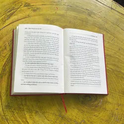 CHÂU PHI QUA 100 CÂU HỎI- STEPHEN SMITH&JEAN DE LA GỦEIVIERE 609794