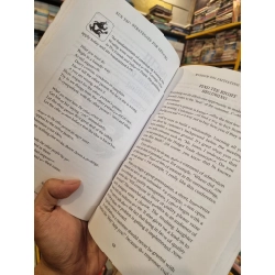 SUN TZU STRATEGIES FOR SELLING : How To Use The Art Of War To Build Lifelong Customer Relationships - G.A. Michaelson & Steven W. Michaelson 198103