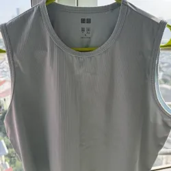 Combo 3 áo thun màu xanh baby của Uniqlo 1025636