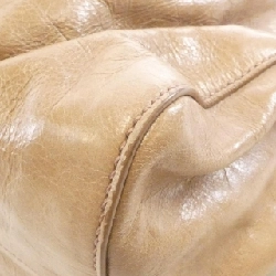 Túi xách Miu Miu RT0383 - Hàng hiệu Chính hãng 764446