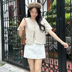 Áo blazer cổ tròn nữ cộc tay họa tiết túi 605088