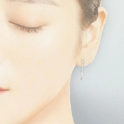 K18WG Bông tai kim cương 0.06CT - Hàng hiệu Chính hãng 873693