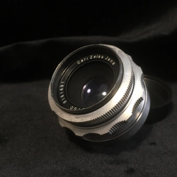 Carl Zeiss Jena Tessar F = 2,8/50 305091