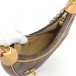 Túi đeo vai Louis Vuitton Monogram Loop M81098 611055