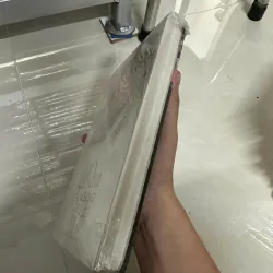 Lê Vân Yêu Và Sống (Bìa Cứng) 563405