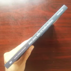 Ánh Sáng Đến Từ Thiên Đường - Chuyện Của Nhà Ngoại Cảm Laura Lynne Jackson [Sách Tâm Linh] 1025480