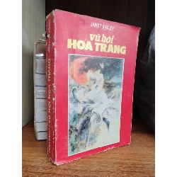 Vũ hội hóa trang - Janet Dailet