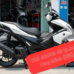 Xe máy Yamaha NVX 155 phân khối màu trắng đen chính hãng 782418