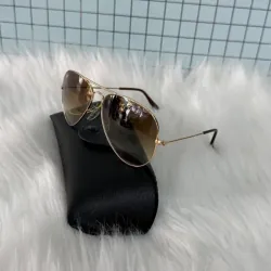 kính mát RAY-BAN tròng màu trà 934840