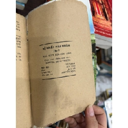 Đệ Nhất Phu Nhân - Hoàng Trọng Miên 932870