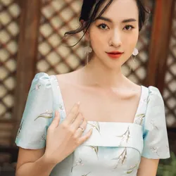 Váy hoa xanh của Lép 714639