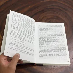 Tác Phẩm Kinh Điển: Tiếng Chim Hót Trong Bụi Mận Gai (Tập 2) - COLLEEN Mc CCULLOUCH - 2004 977215