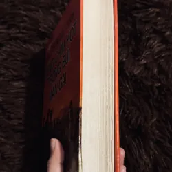 Tiếng chim hót trong bụi mận gai 756482