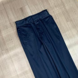 Quần Uniqlo ống suông size M đã qua sử dụng màu navy 98839