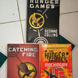 Combo 3 cuốn bìa mềm The Hunger Games