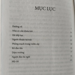  "Nhà có cửa khóa trái" của tác giả Trần Thị NgH.
 493943