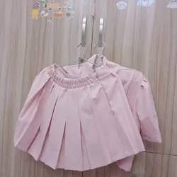 Set chân áo với chân váy  722385