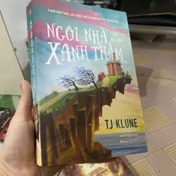 Ngôi nhà trên bờ  biển xanh thẳm 