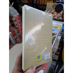 Nhân Trường Hợp Chị Thỏ Bông Và Các Bài Viết Khác - Phan Thị Vàng Anh - mới 100% - VĂN HỌC - HMT3012 922210