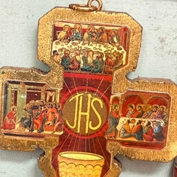 Chalice with JHS Host Gold Embossed Epoxy Icon Wood Cross Wall Crucifix, công giáo 501726