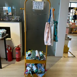 Kệ treo có hộc kèm bánh xe 664062