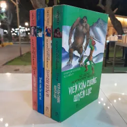 NỮ HIỆP SĨ ALANNA VON TREBOND - TAMORA PIERCE 785459