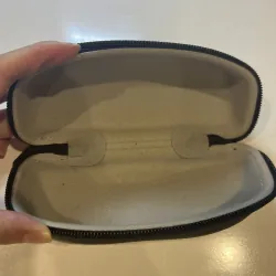 Hộp kính mắt Vogue chính hãng còn mới 934337