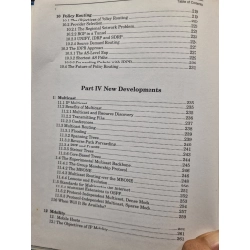 ROUTING IN THE INTERNET - Christian Huitema 209250