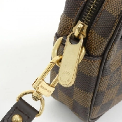 Túi xách Louis Vuitton Damier Pochett Biê Macau N61739 608393