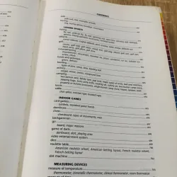 THE MACMILLAN VISUAL DICTIONARY 968636