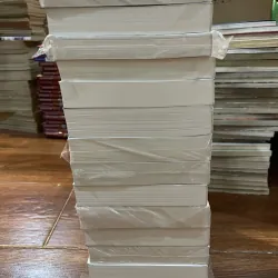 Sidney Sheldon có 15 cuốn  1003091