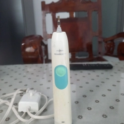 Bàn chải điện Philips Sonicare 4100 ProtectiveClean

