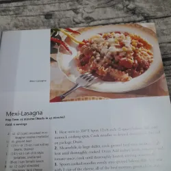 Phillsbury- One Dish Meals Cookbook- 300 Recipes for Casseroles, Skillet, Slow Cook meals 785346